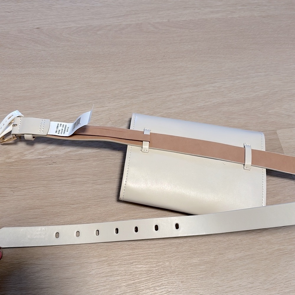 Calvin Klein Belt Bag - Picture 4 of 5